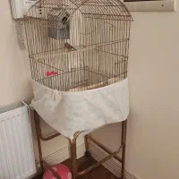 قفس با پایه