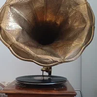 گرامافون هندلی