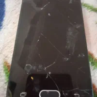 تعدادی گوشی آ ۵