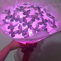 دسته گل پروانه ای|گل مصنوعی|تهران, نیروی هوایی (پیروزی)|دیوار