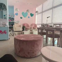 ناخن کار و مژه کار و رنگ کار  حرفه ای