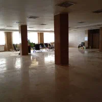 ۳۰۰ متر زیر برج