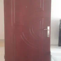 درب ورودی آپارتمان|مصالح و تجهیزات ساختمان|فولادشهر, B8|دیوار