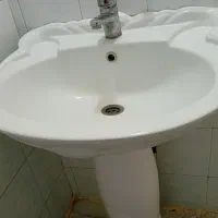 روشویی کامل همراه با شیر اهرمی سالم و بدون نقص