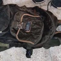 تعدادی لباس|لباس|ارومیه, |دیوار