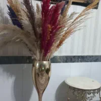 گلدان و گل