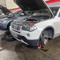 مکانیک و شاگرد مکانیک