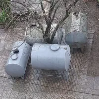 مخزن گالوانیزه و آهنی