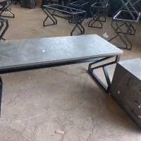تولیدی میز پایه فلز اداری