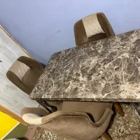 میز ناهارخوری