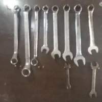 شاگردواسه تعمیرگاه ماشین مکانیکی جلوبندی
