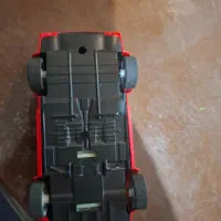 ماشین اهنی کلاسیک|اسباببازی بچه|قم, بنیاد|دیوار