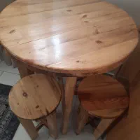 میز و صندلی چوبی