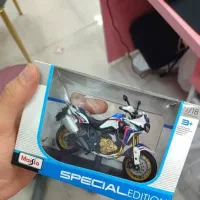 ماکت افریکا تویین