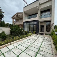 فروش-ویلا-استخر-دار-با-روف-گاردن-شهرکی-محموداباد