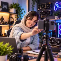 استخدام تولید کننده محتوا اینستاگرام