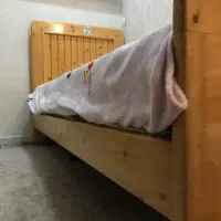 تخت تک نفره تمام چوب روسی در حد نو|تخت و سرویس خواب|ارومیه, |دیوار