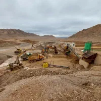 نگهبان سنگ شکن