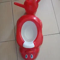 آفتابه و لگن ادار کودک