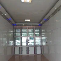 یک باب مغازه واقع در میدان ۱۷شهریور