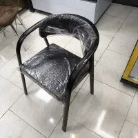 صندلی فلزی