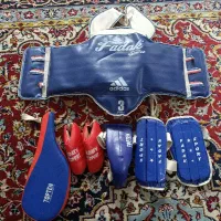 هوگو و لوازم ورزشی تکواندو