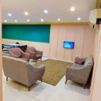 رنگ‌آمیزی ساختمان و در و پنجره