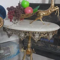 دوعدد میز عسلی میز تلفن یا گلدان برنجی برنزی|صنایع دستی و سایر لوازم تزئینی|تهران, شادآباد|دیوار