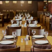 کارگر جهت کار در رستوران