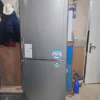 یخچال و فریزر فروزان