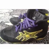 کفش کشتی نونو سالم