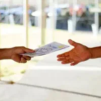 پخش  و نصب تراکت و انواع تبلیغات