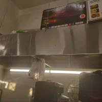 هود بزرگ تمام استیل و لوله بزرگ و هواکش