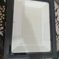 پروژکتور200وات 3میلیون