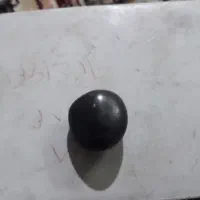 یک‌گوی‌بسیار‌زیبا‌ویک‌عقیق‌زرد