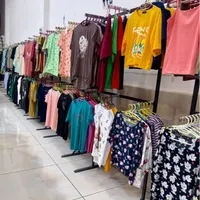 پوشاک زنانه ومردانه نصف قیمت۳روز