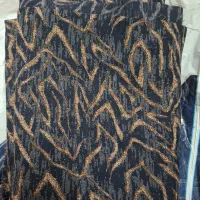 تعدادی لباس نو