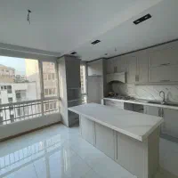 ۱۳۰متر/ ۳خواب/ فول امکانات/ دریان نو
