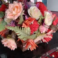 گل اینه سالم ۴تا بزرگ ومقدار ی شیشه بزرگ