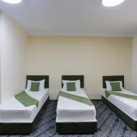 نیروی خدماتی(،خانه دارهتل)