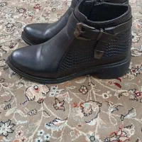 دو جفت چکمه سایز 38