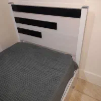 ست تخت یک نفره و میز