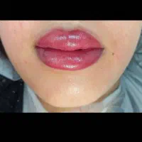 شیدینگ لب و رژ لب دائم فقط۷۹۰