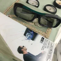 عینک سه بعدی اصلی