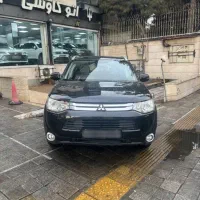 میتسوبیشی اوتلندر