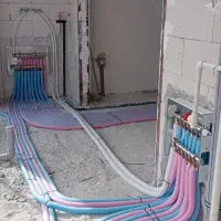 لوله کش آب و فاضلاب....