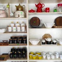 قفسه و ویترین پشت شیشه ای در حد نو زیر قیمت|فروشگاه و مغازه|نجف‌آباد, الله اکبر|دیوار