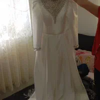 لباس عقد