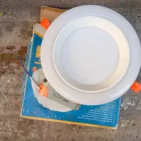 چراغ سنسوندار|لامپ و چراغ|نیشابور, فردوس شمالی|دیوار