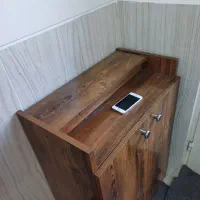 جا کفشی و ساعت